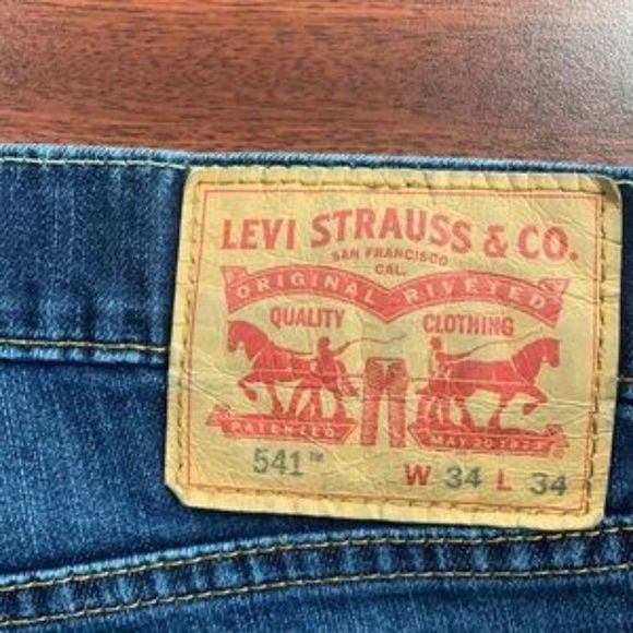 Men’s 541 Levi’s mom jeans - Picture 5 of 8